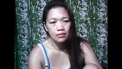 Snapshot of ladysweet4u69 chatting on April 2026 05:39:02 PM ladysweet4u69 online show from April 2026 05:39:02 PM