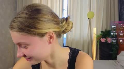 Snapshot of lafeti chatting on October 2025 06:56:01 AM Lilia online show from October 2025 06:56:01 AM