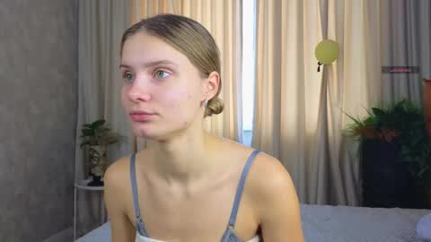 Snapshot of lafeti chatting on October 2025 07:14:01 AM Lilia online show from October 2025 07:14:01 AM