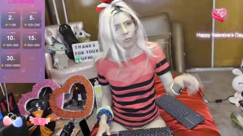 Snapshot of laflakita21 chatting on December 2024 12:02:01 AM Skinnygirl online show from December 2024 12:02:01 AM