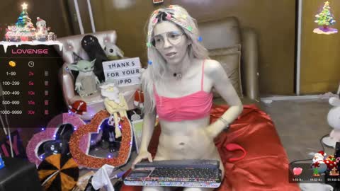 Snapshot of laflakita21 chatting on December 2024 12:42:02 AM Skinnygirl online show from December 2024 12:42:02 AM