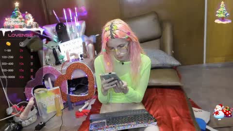 Snapshot of laflakita21 chatting on January 2025 04:10:01 AM Skinnygirl online show from January 2025 04:10:01 AM