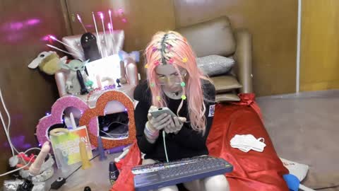 Snapshot of laflakita21 chatting on January 2025 01:08:01 AM Skinnygirl online show from January 2025 01:08:01 AM