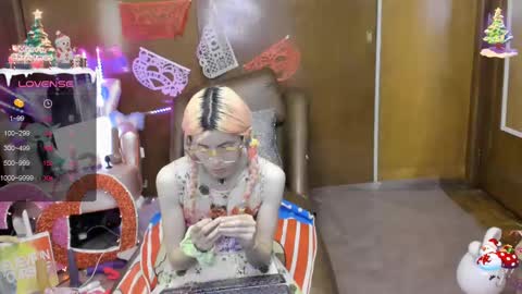 Snapshot of laflakita21 chatting on February 2025 01:09:02 AM Skinnygirl online show from February 2025 01:09:02 AM