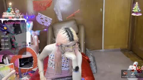 Snapshot of laflakita21 chatting on March 2025 10:52:02 PM Skinnygirl online show from March 2025 10:52:02 PM