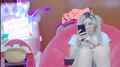Snapshot of laflakita21 chatting on July 2026 01:32:02 AM Skinnygirl online show from July 2026 01:32:02 AM