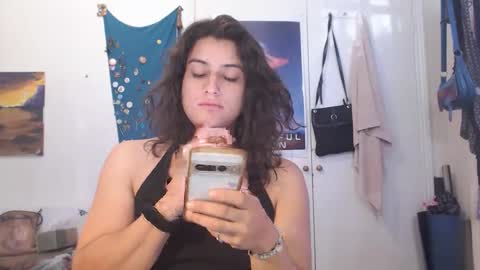 Snapshot of laflori chatting on September 2025 03:28:01 AM Sara Florez online show from September 2025 03:28:01 AM