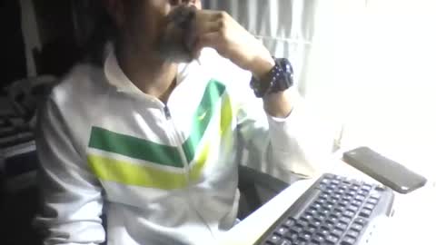 La Genova esta Dura beard boy male dick mastubate latinosexy latinohot latino glasses mature strong stronglegs online show from May 2026 02:29:01 AM