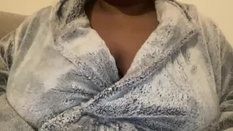 Snapshot of lagrossenoire chatting on January 2025 10:13:02 PM Big Black Girl online show from January 2025 10:13:02 PM