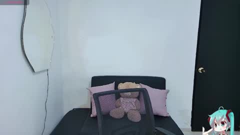 Snapshot of laila_addison chatting on January 2025 06:00:01 PM laila online show from January 2025 06:00:01 PM