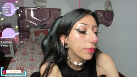 laila_angel online show from December 2024 10:41:01 PM