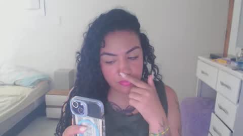 Snapshot of laila_silk chatting on June 2026 01:03:01 PM laila_silk online show from June 2026 01:03:01 PM