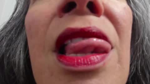 Snapshot of lailacastillomilf chatting on February 2025 11:10:02 AM Lailacastillo online show from February 2025 11:10:02 AM