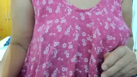 LAILA online show from November 2025 12:50:02 PM