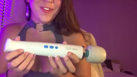 Snapshot of laineylifts chatting on January 2026 03:21:01 AM Lainey online show from January 2026 03:21:01 AM