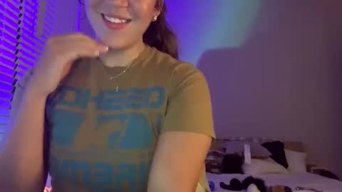 Snapshot of laineylifts chatting on January 2026 12:01:02 AM Lainey online show from January 2026 12:01:02 AM