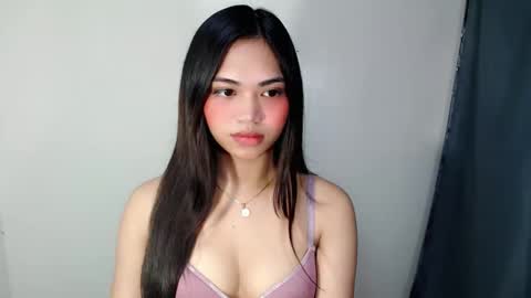 laire online show from May 2026 06:09:02 AM