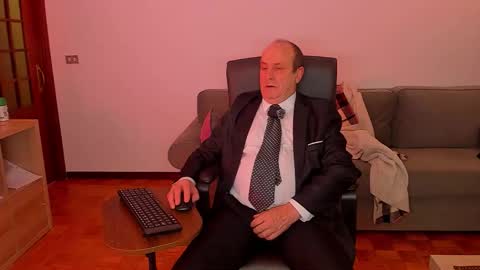 Snapshot of lajose52 chatting on November 2025 04:40:02 PM lajose52 online show from November 2025 04:40:02 PM