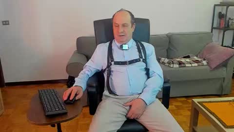 Snapshot of lajose52 chatting on November 2025 04:09:02 PM lajose52 online show from November 2025 04:09:02 PM