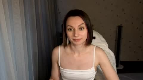 Luna online show from July 2026 07:38:01 PM