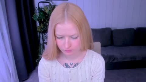 Laly online show from January 2025 11:20:01 AM