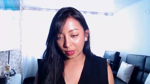 Isabella online show from May 2026 07:22:02 PM