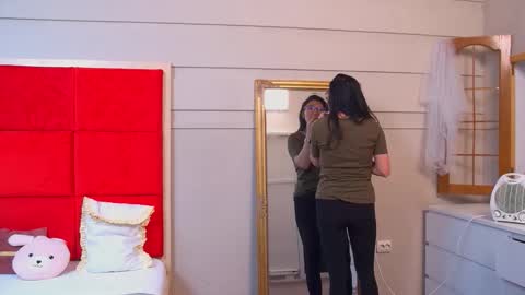 Snapshot of lana_banner chatting on February 2026 05:17:01 AM LanaBanner online show from February 2026 05:17:01 AM