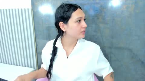 Lana online show from October 2025 05:56:01 PM