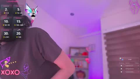 Lana online show from September 2025 01:38:02 PM