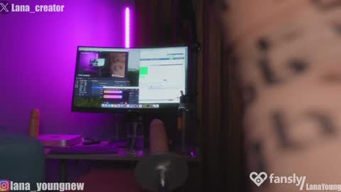 Snapshot of lana_fit chatting on January 2025 05:40:02 AM f online show from January 2025 05:40:02 AM