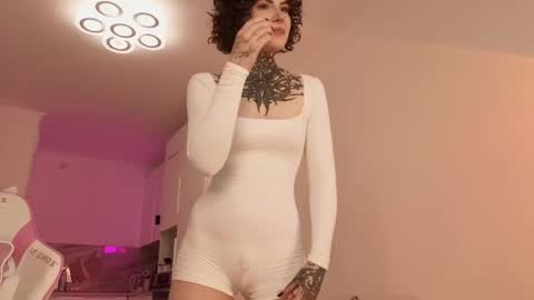 Eva online show from May 2026 03:12:01 AM