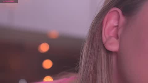 Alana online show from January 2025 10:04:02 AM