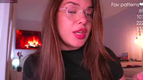 Alana online show from September 2025 08:44:02 PM