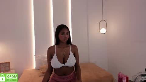 Snapshot of lana_starlet chatting on February 2025 09:49:01 PM katiuska online show from February 2025 09:49:01 PM