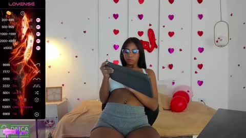 Snapshot of lana_starlet chatting on February 2025 09:43:01 PM katiuska online show from February 2025 09:43:01 PM