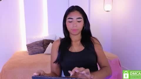 Snapshot of lana_starlet chatting on October 2025 05:42:02 AM katiuska online show from October 2025 05:42:02 AM