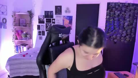 lanaherondale_ online show from November 2025 09:13:02 AM