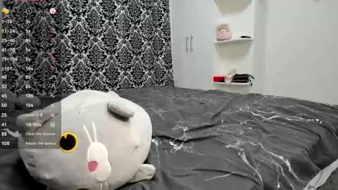 Lana online show from January 2025 08:04:01 PM