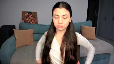 Lana online show from May 2026 07:21:01 PM