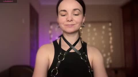 Lana online show from October 2025 10:26:02 PM