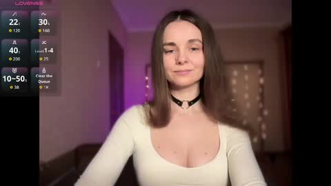 Lana online show from May 2026 07:40:02 PM