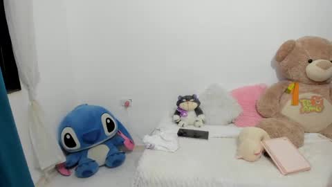 Snapshot of lanarouse1 chatting on February 2025 08:01:01 AM Lana online show from February 2025 08:01:01 AM