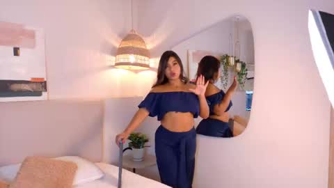 Snapshot of lanarozz chatting on January 2026 07:15:02 PM Lana online show from January 2026 07:15:02 PM