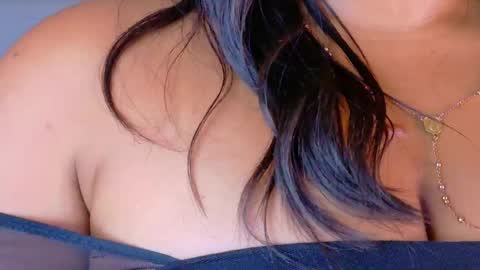 Lana online show from May 2026 07:18:01 PM