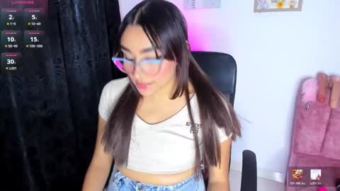 lanasin_ online show from February 2026 10:39:01 PM