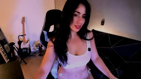 Lana online show from April 2026 12:14:02 AM