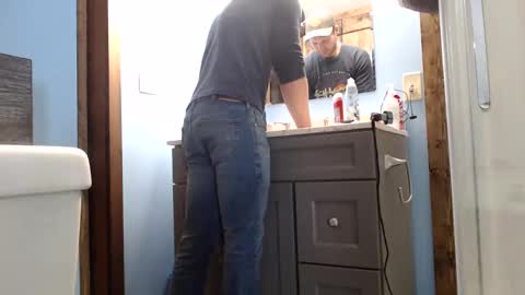 Snapshot of lancehardin chatting on January 2025 03:12:02 PM Lance online show from January 2025 03:12:02 PM