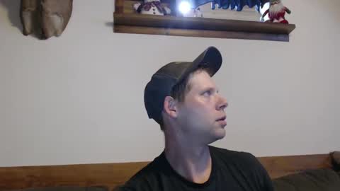 Snapshot of lancehardin chatting on September 2025 12:01:02 AM Lance online show from September 2025 12:01:02 AM