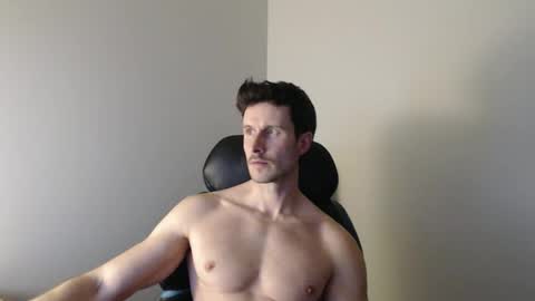 Lance online show from November 2025 07:51:02 PM