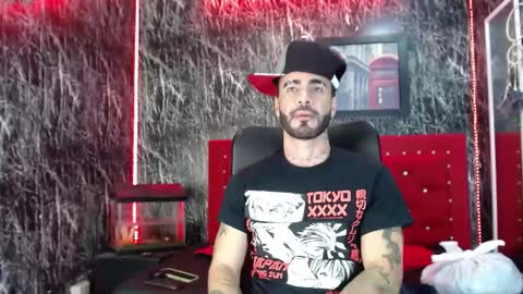 Snapshot of lancelot_benwick chatting on January 2025 08:45:01 AM Lancelot Benwick online show from January 2025 08:45:01 AM